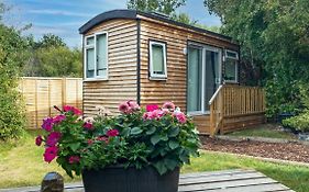 Shepherds Hut Bath